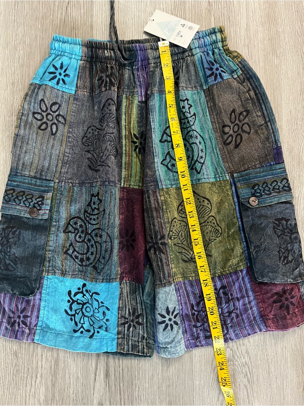🔥293–NWT Men's Multicolor Patchwork Cargo Shorts - Unbranded - Picture 4 of 5